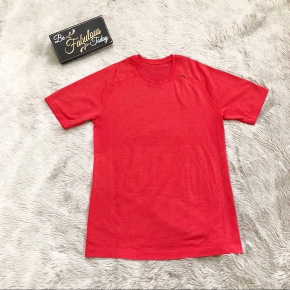 lululemon athletica Other - Lululemon Athletica Men’s Crewneck Jersey Shirt